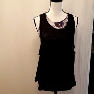 Women's tank top two shirts in one . New neverworn size large.